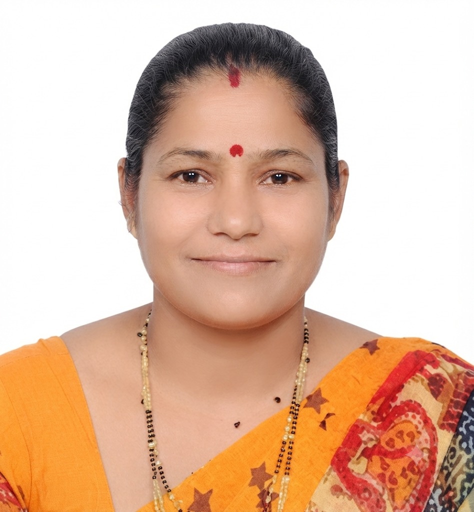 Geeta Chogle - Part time Cleaner in Girgaon in Mumbai